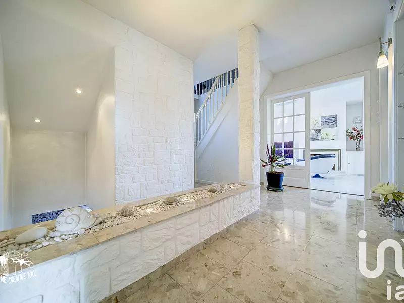 Maison, 180 m²