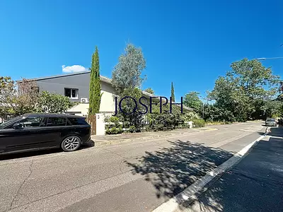 Maison, 220 m²