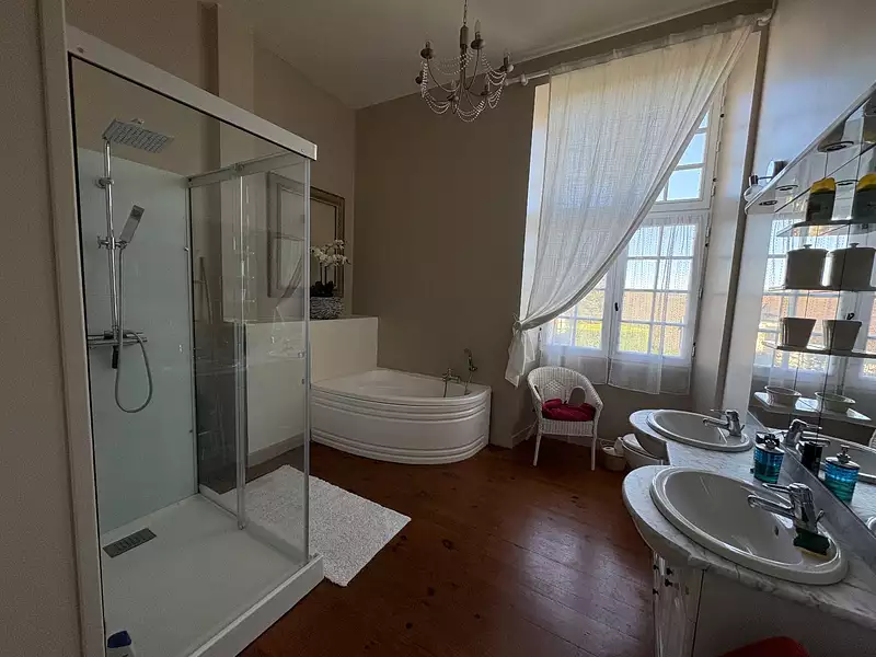 Maison, 450 m²