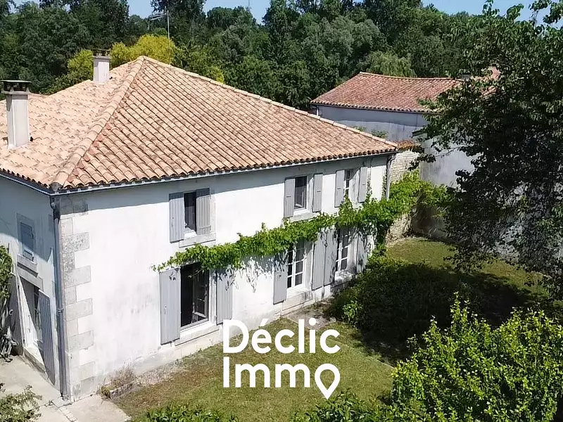 Maison, 146 m²