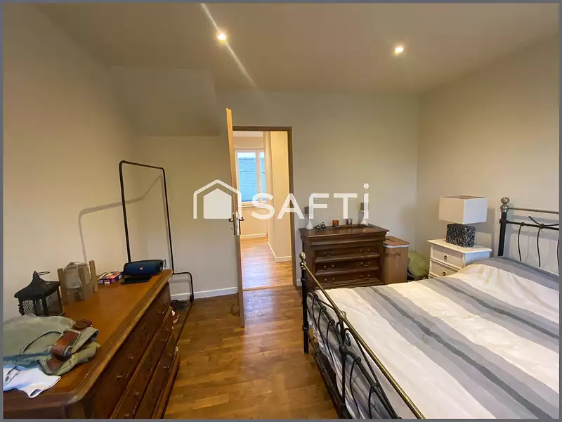 Maison, 77 m²