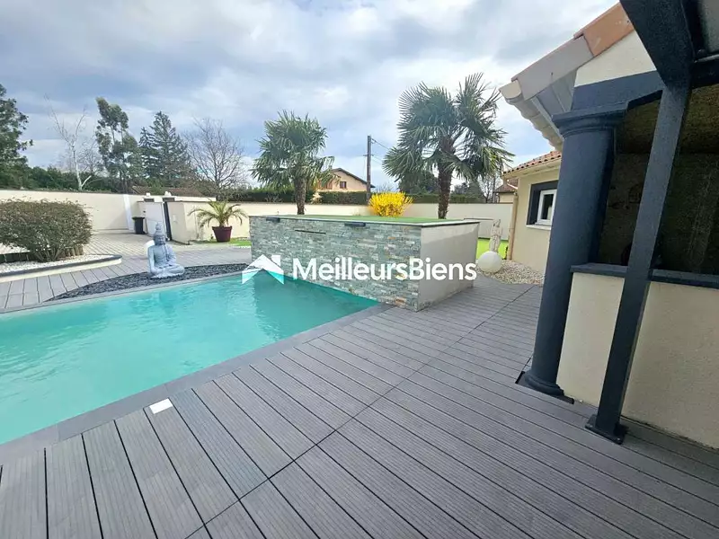 Maison, 179 m²