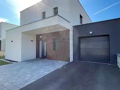 Maison, 147 m²