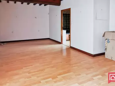 Maison, 216 m²