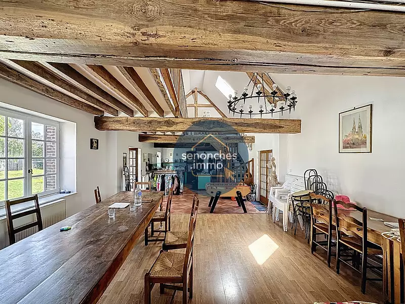 Maison, 330 m²