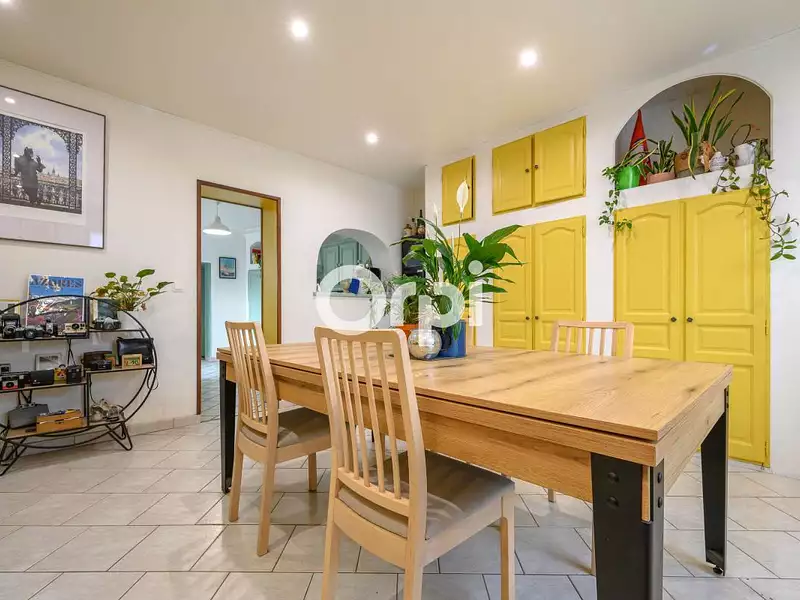 Maison, 106 m²
