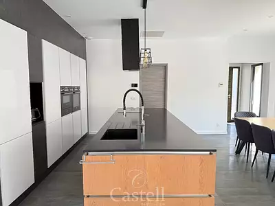 Maison, 137 m²