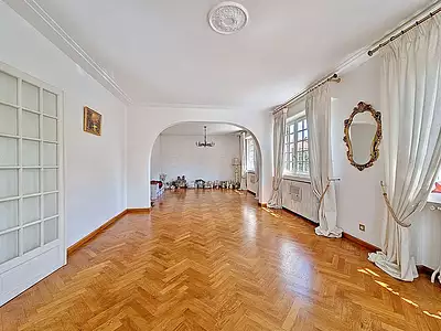 Maison, 196 m²
