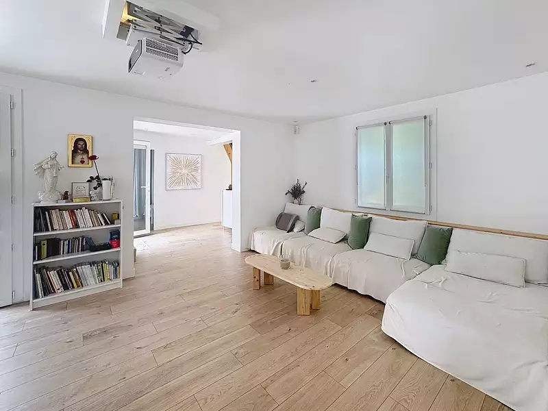 Maison, 153 m²