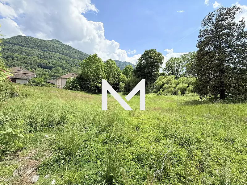 Terrain, 943 m²