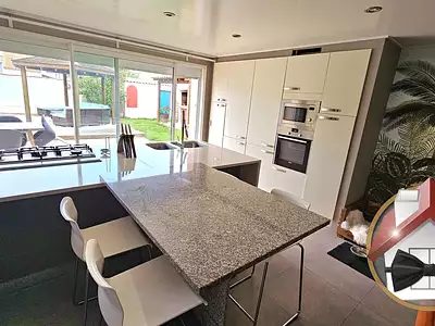 Maison, 206 m²