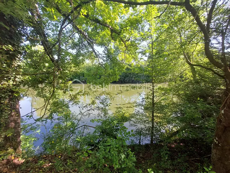Terrain, 22 550 m²