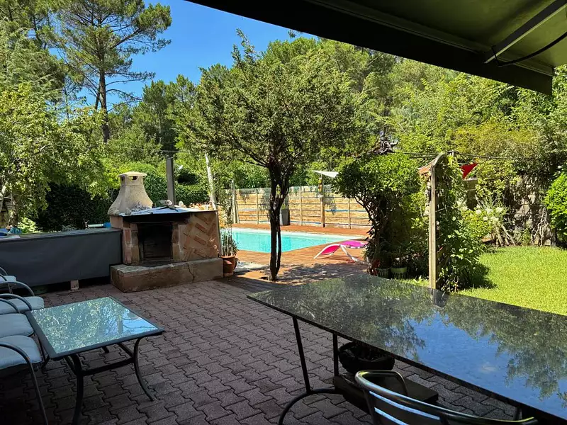 Maison, 175 m²