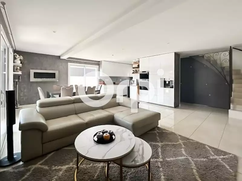 Maison, 140 m²