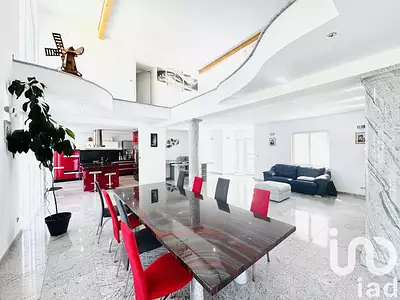 Maison, 455 m²