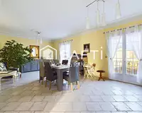 Maison, 360 m²