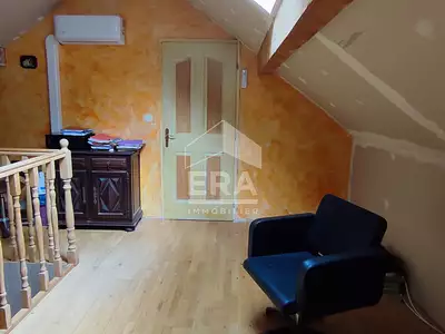 Maison, 255 m²