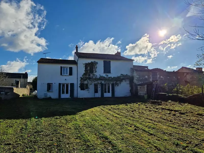 Maison, 205 m²