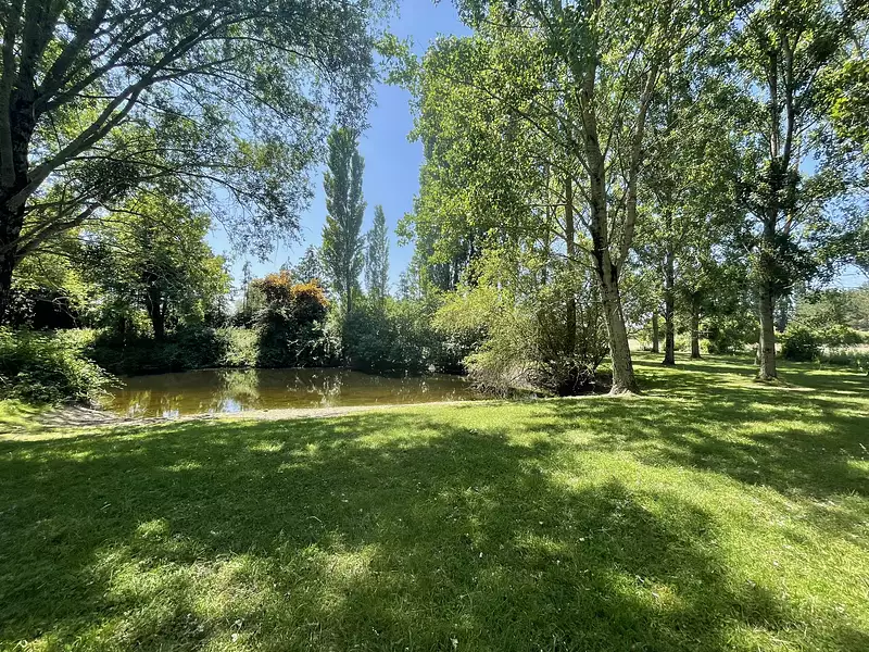 Terrain, 6 900 m²