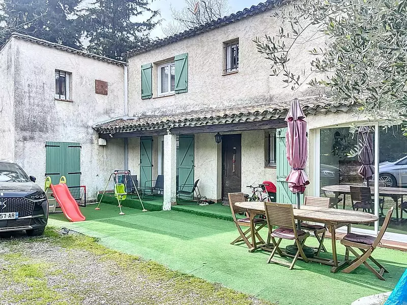 Maison, 173 m²
