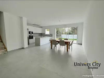 Maison, 94 m²