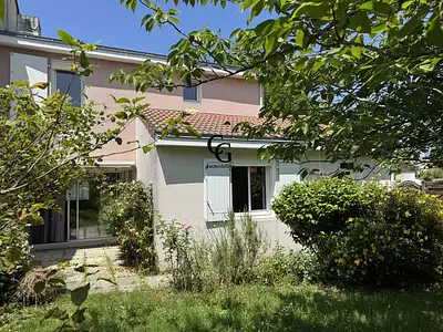 Maison, 83 m²