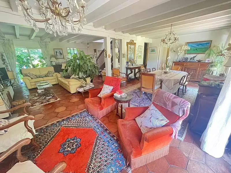 Maison, 206 m²
