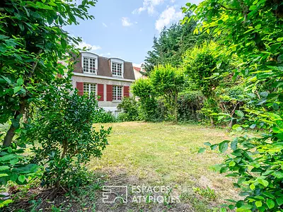 Maison, 256 m²