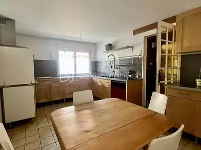 Maison, 160 m²