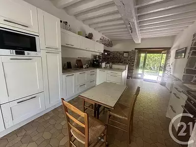 Maison, 320 m²