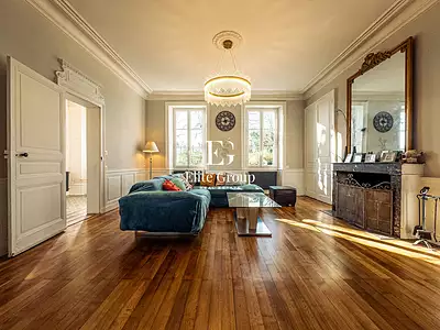 Maison, 307 m²