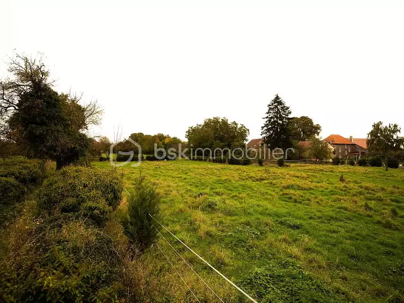 Terrain, 1 235 m²