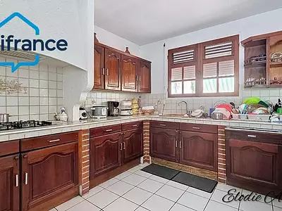 Maison, 170 m²