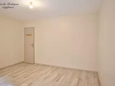 Immeuble, 143 m²