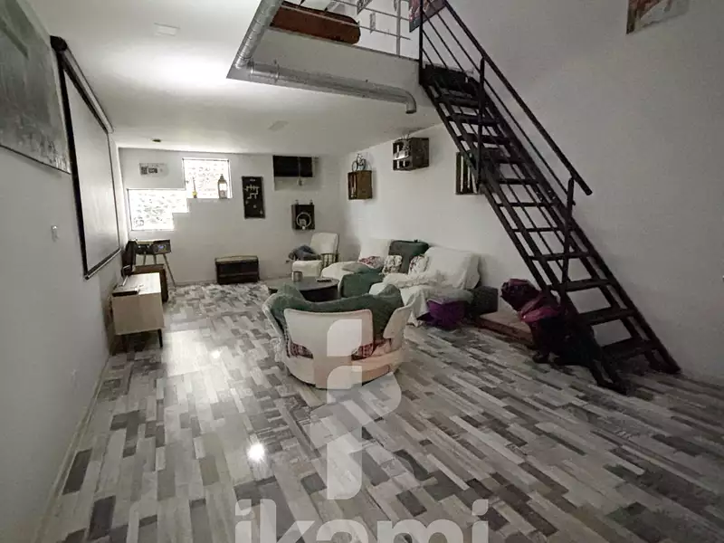 Maison, 220 m²