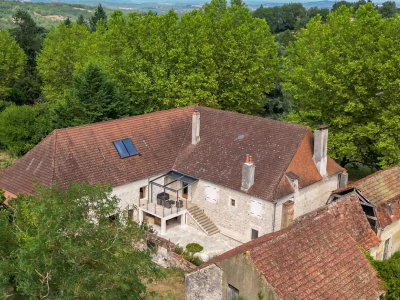 Maison, 340 m²