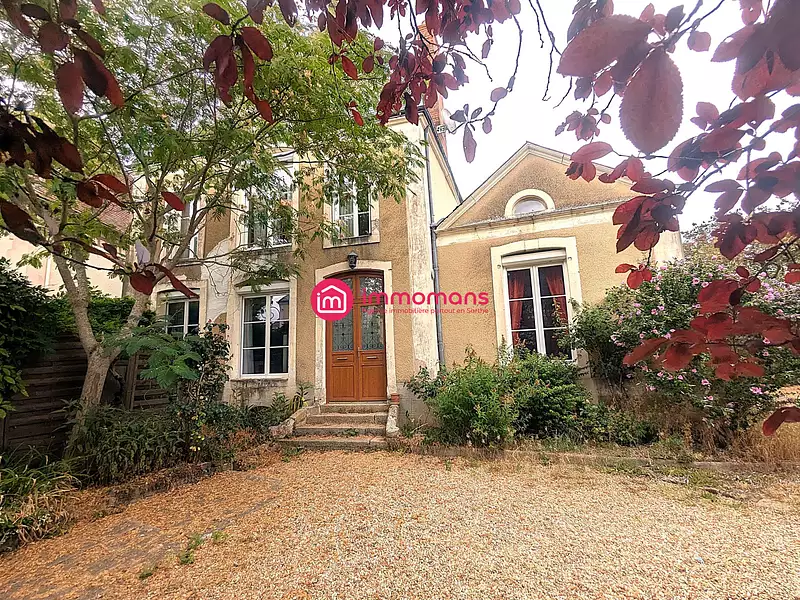 Maison, 203 m²