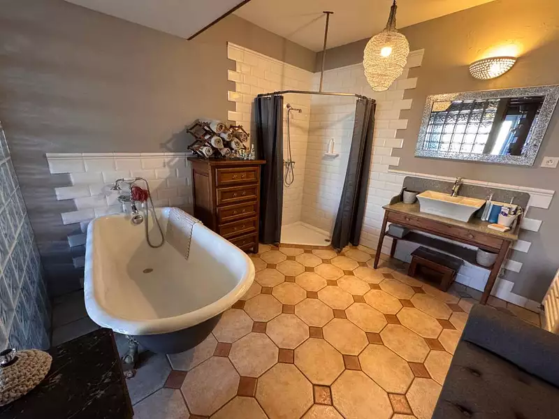 Maison, 240 m²