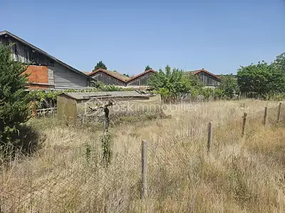 Terrain, 1 130 m²