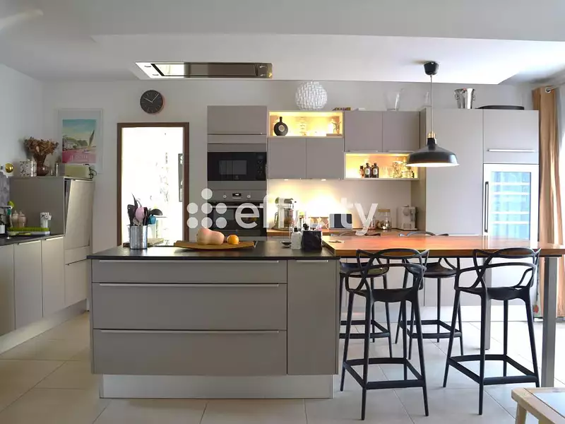 Maison, 119 m²