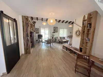 Maison, 165 m²