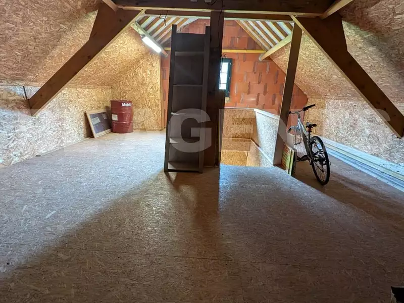 Maison, 165 m²