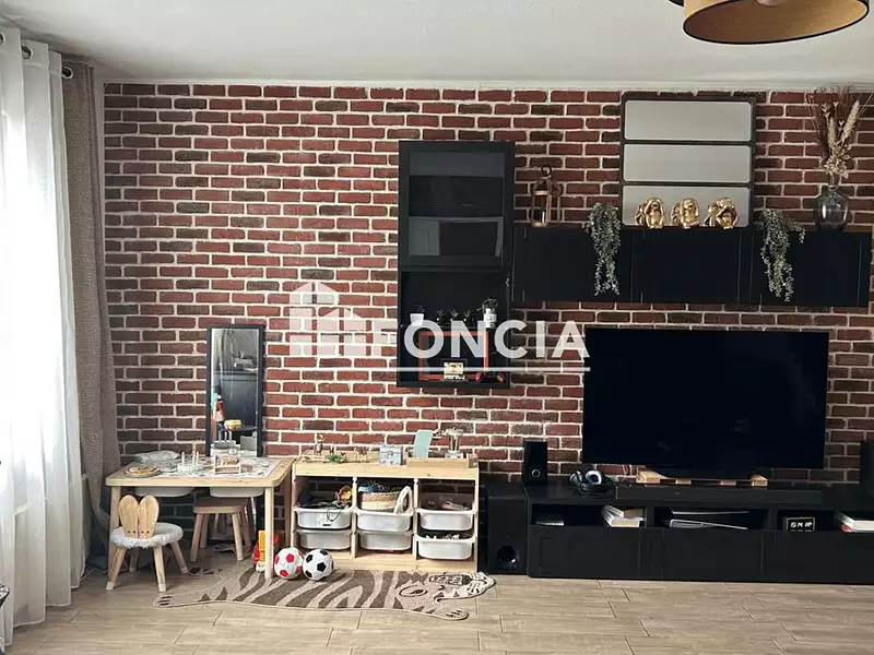 Maison, 151 m²