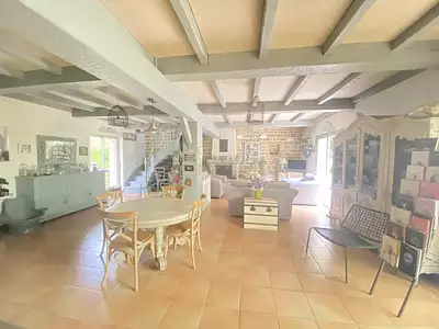 Maison, 150 m²