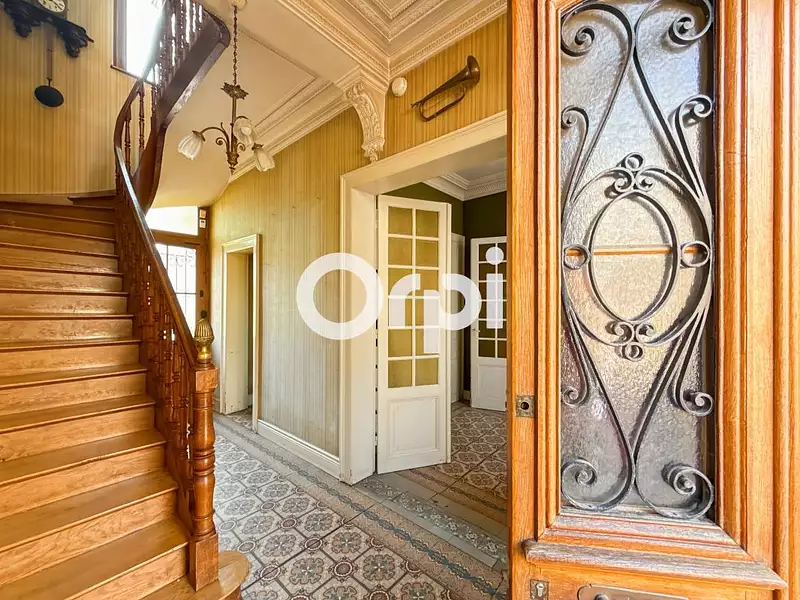Maison, 246 m²