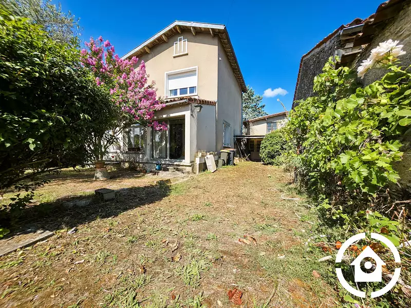 Maison, 119 m²