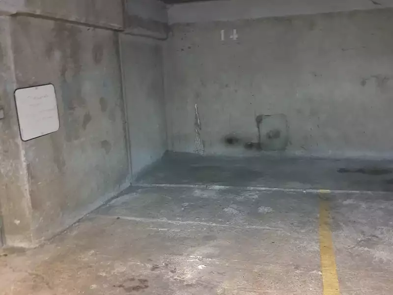 Parking, 15 m²