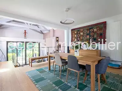 Maison, 230 m²