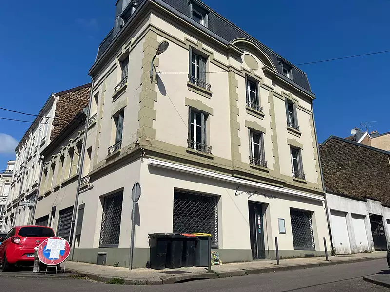 Immeuble, 490 m²