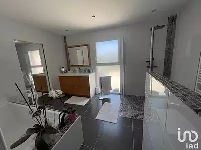 Maison, 140 m²